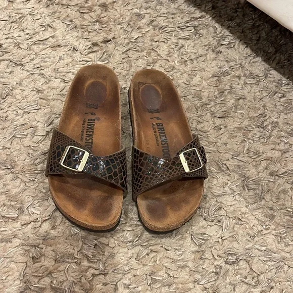 Birkenstock sandals size 37 - Picture 2 of 11